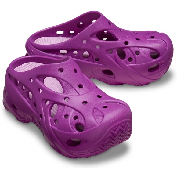 CROCS Women's Vibrant Purple Clogs - Picture 8 of 14
